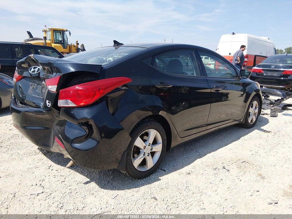5NPDH4AE0DH408390 2013 HYUNDAI ELANTRA photo no. 4