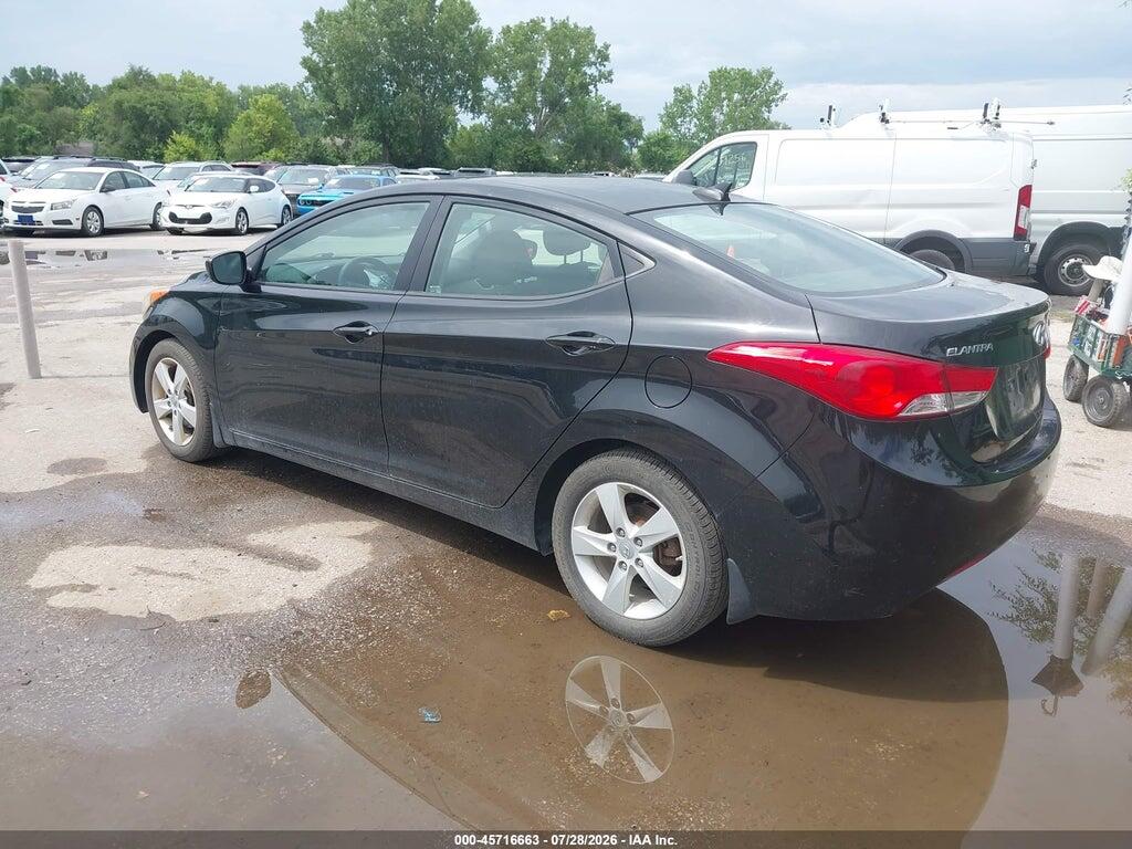5NPDH4AE6DH426845 2013 HYUNDAI ELANTRA photo no. 3