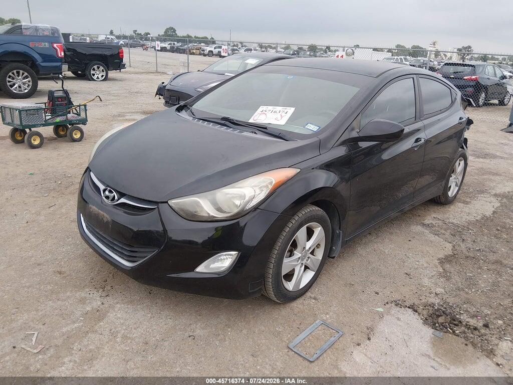KMHDH4AE2DU556879 2013 HYUNDAI ELANTRA photo no. 2