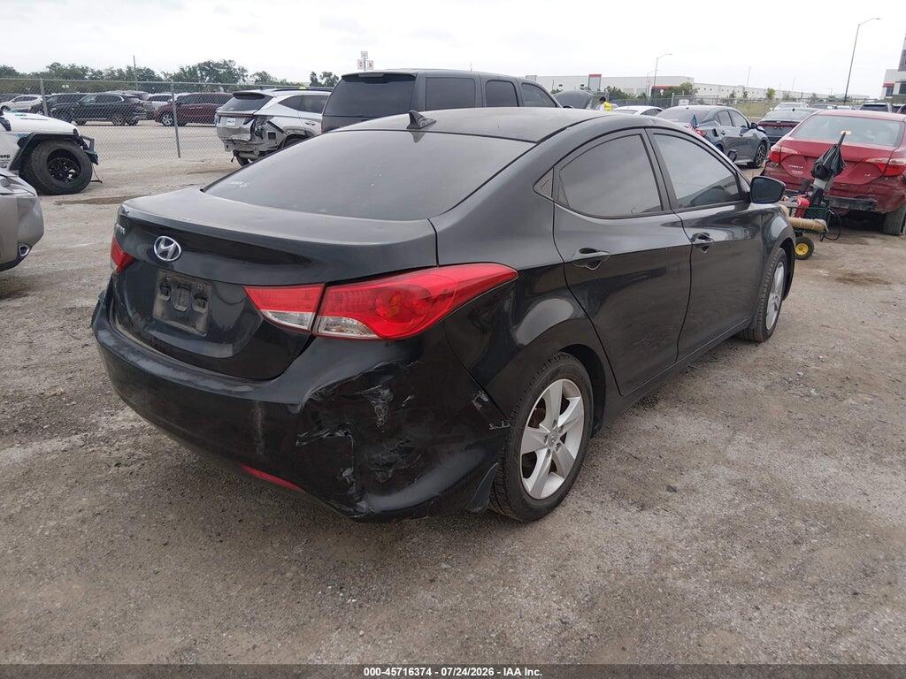 KMHDH4AE2DU556879 2013 HYUNDAI ELANTRA photo no. 4