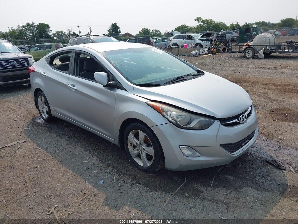 5NPDH4AEXDH264105 2013 HYUNDAI ELANTRA photo no. 1
