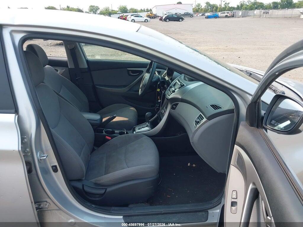 5NPDH4AEXDH264105 2013 HYUNDAI ELANTRA photo no. 5