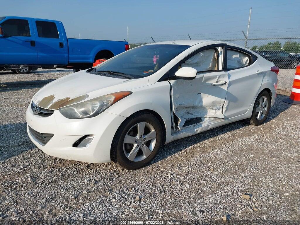 5NPDH4AE0DH336994 2013 HYUNDAI ELANTRA photo no. 2