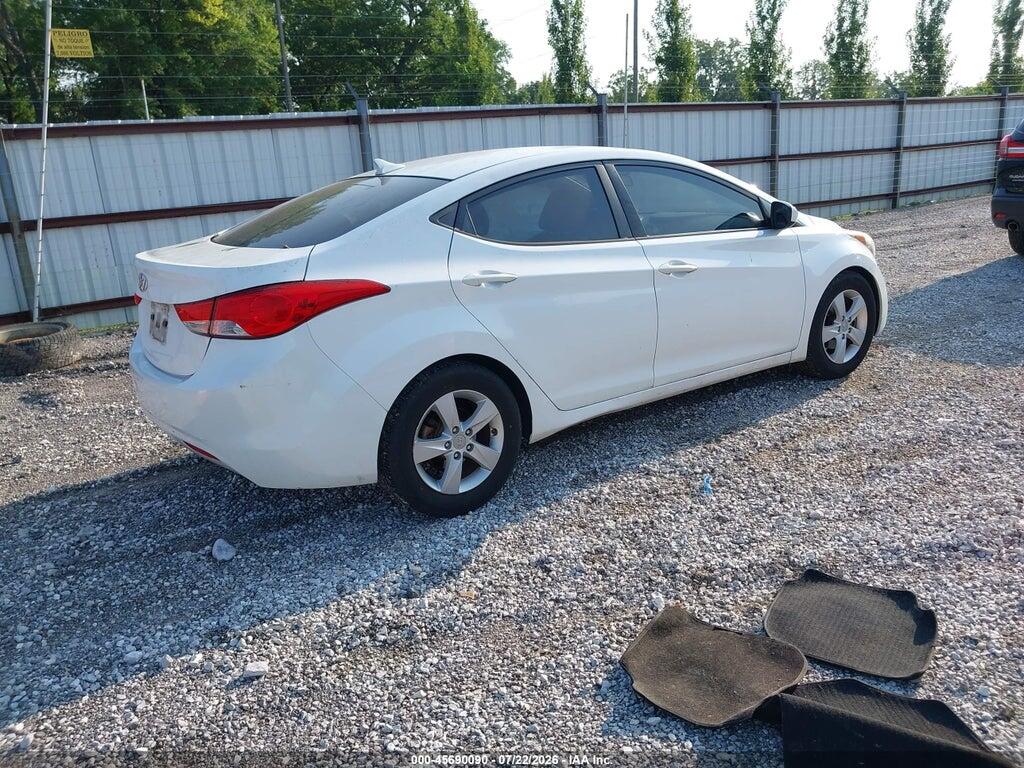 5NPDH4AE0DH336994 2013 HYUNDAI ELANTRA photo no. 4