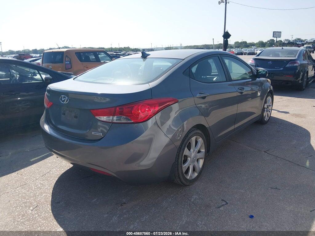5NPDH4AEXDH159791 2013 HYUNDAI ELANTRA photo no. 4