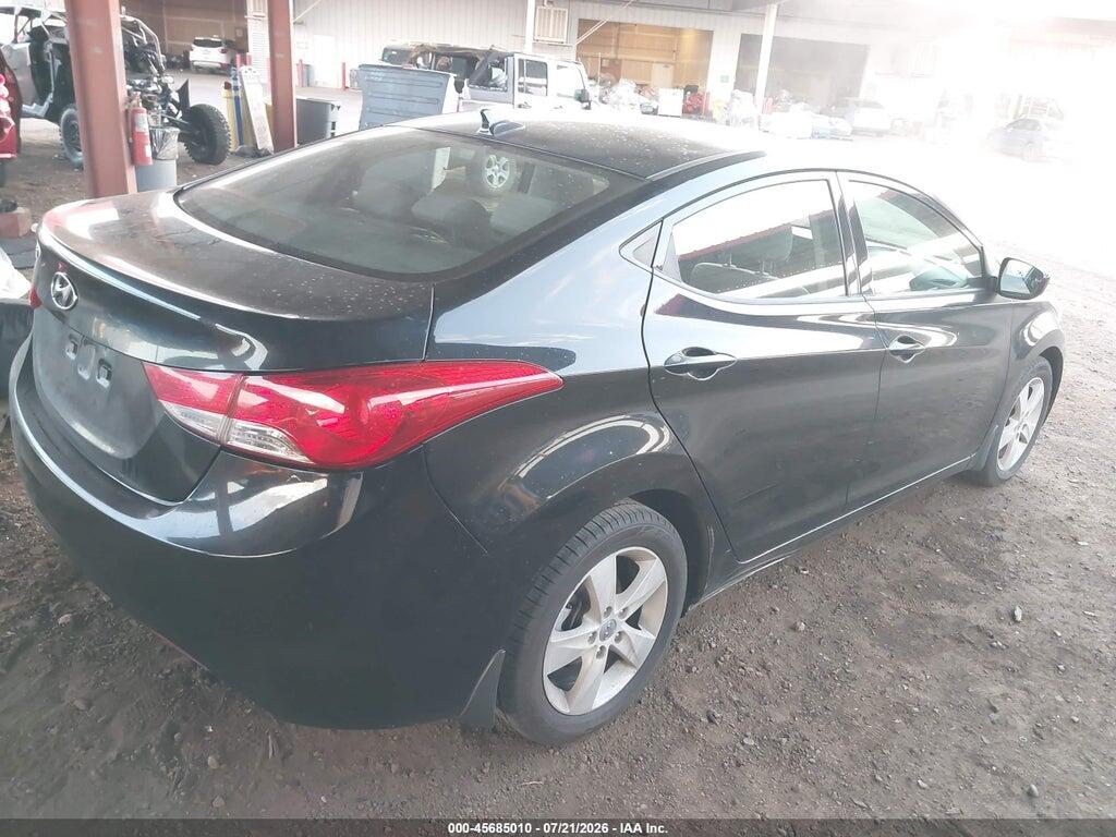 KMHDH4AE2DU946493 2013 HYUNDAI ELANTRA photo no. 4