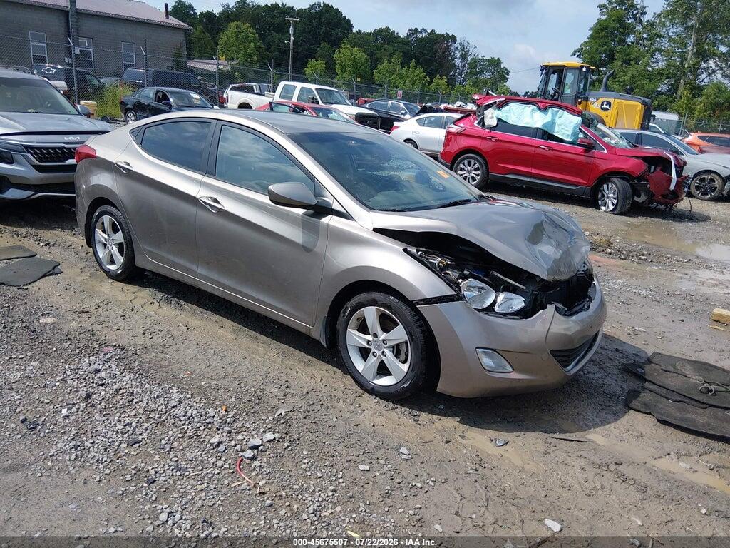 5NPDH4AE8DH328402 2013 HYUNDAI ELANTRA photo no. 1