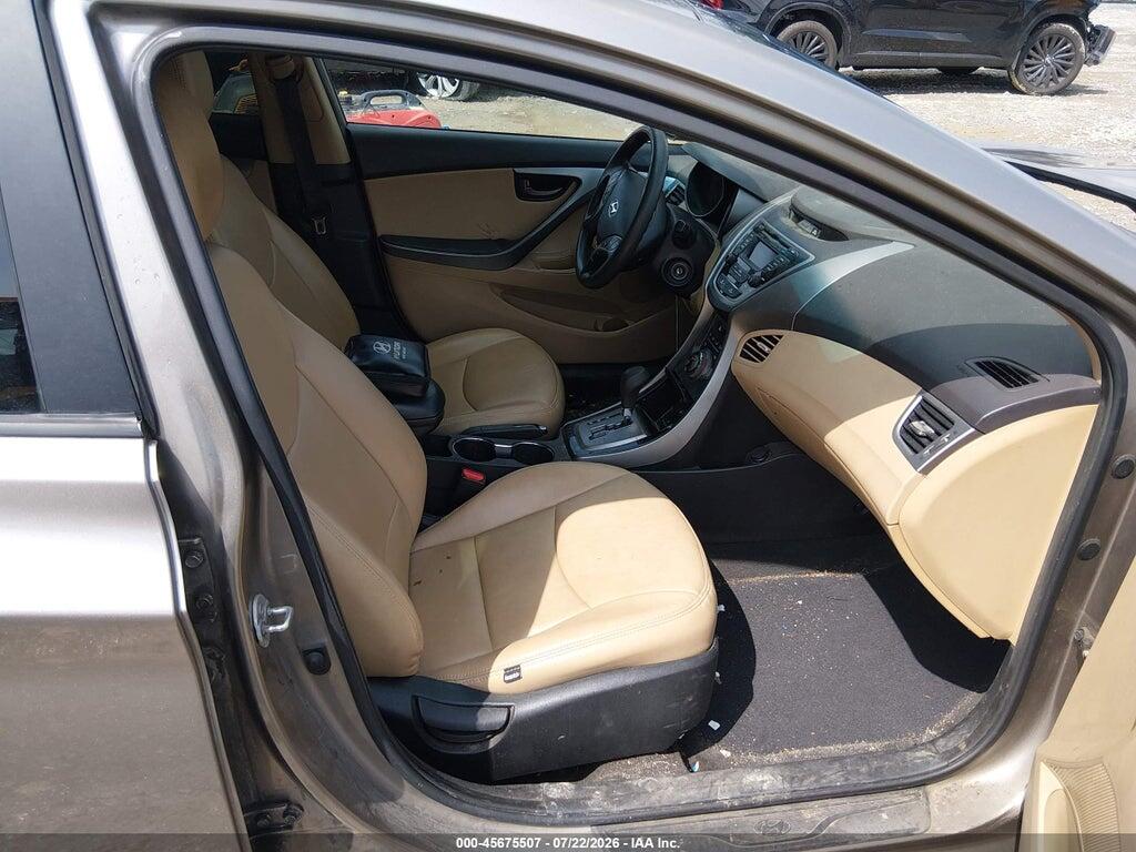 5NPDH4AE8DH328402 2013 HYUNDAI ELANTRA photo no. 5