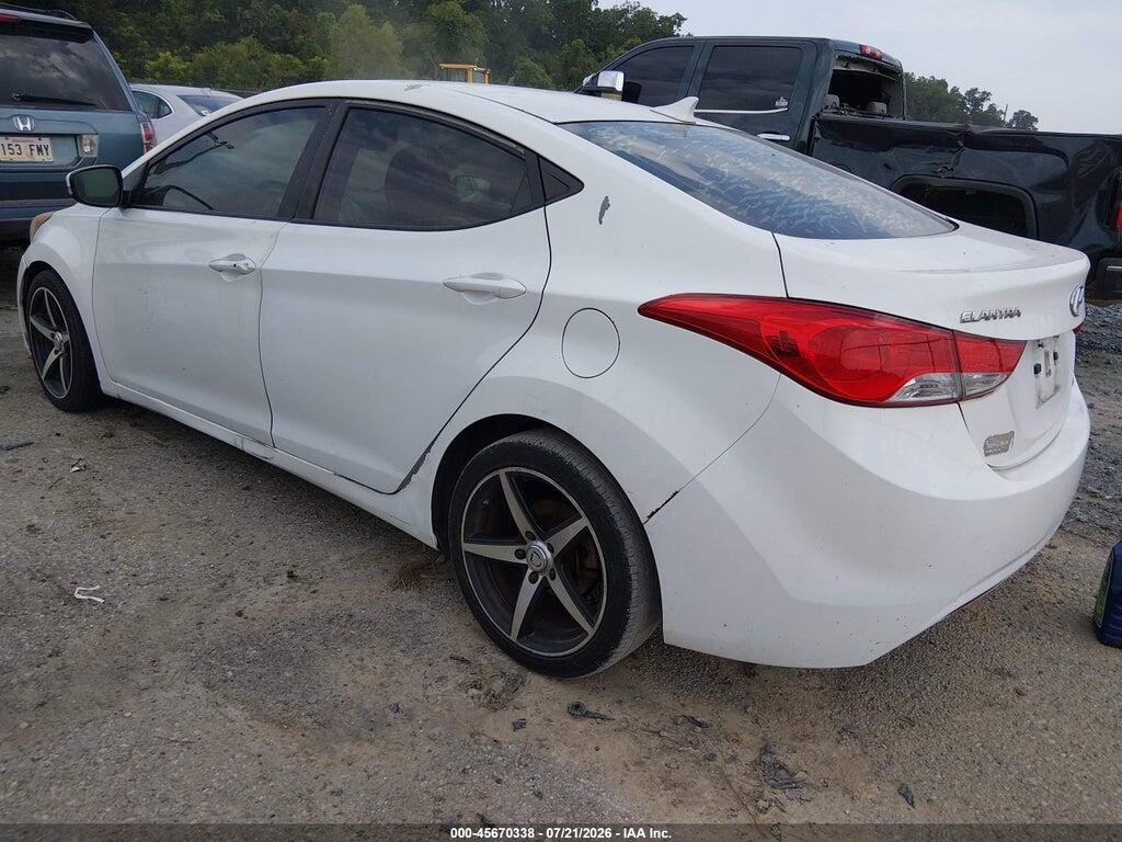 5NPDH4AE2DH188735 2013 HYUNDAI ELANTRA photo no. 3