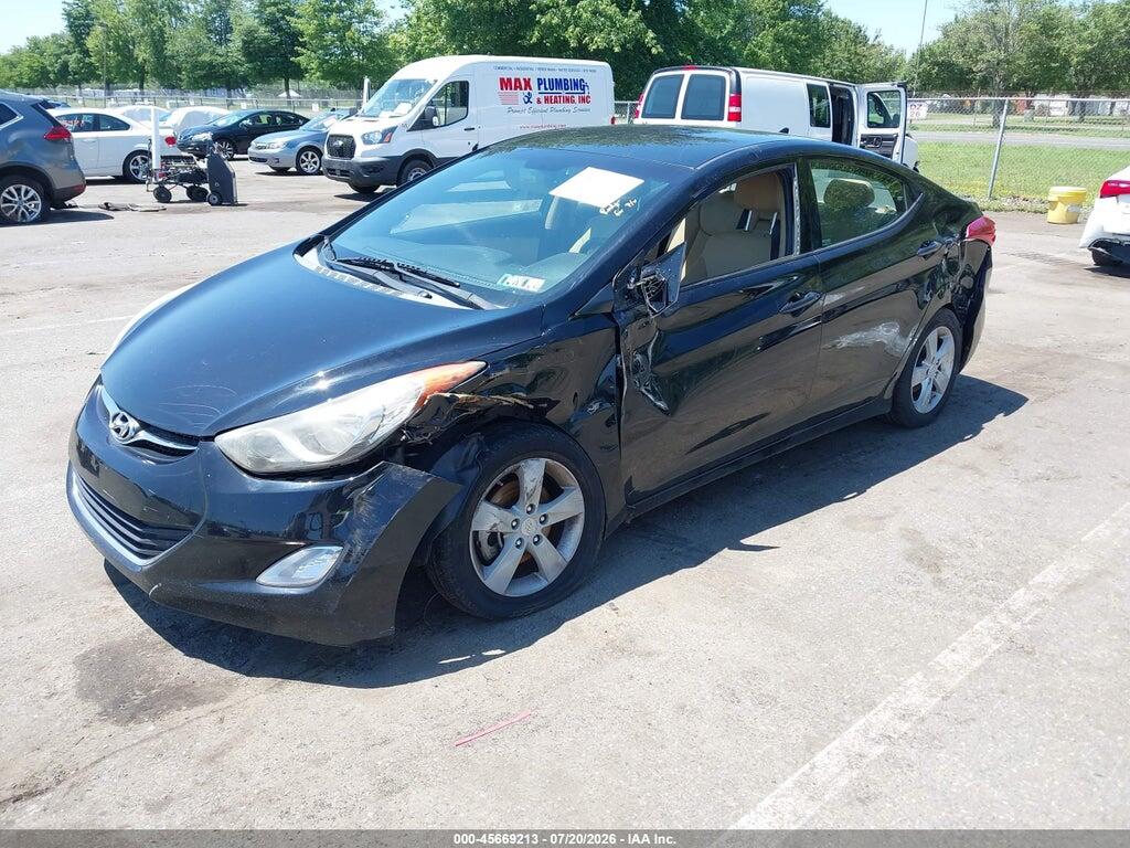 KMHDH4AE7DU829623 2013 HYUNDAI ELANTRA photo no. 2
