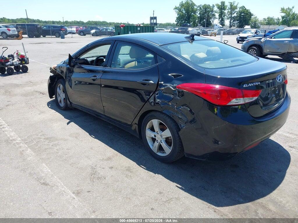 KMHDH4AE7DU829623 2013 HYUNDAI ELANTRA photo no. 3