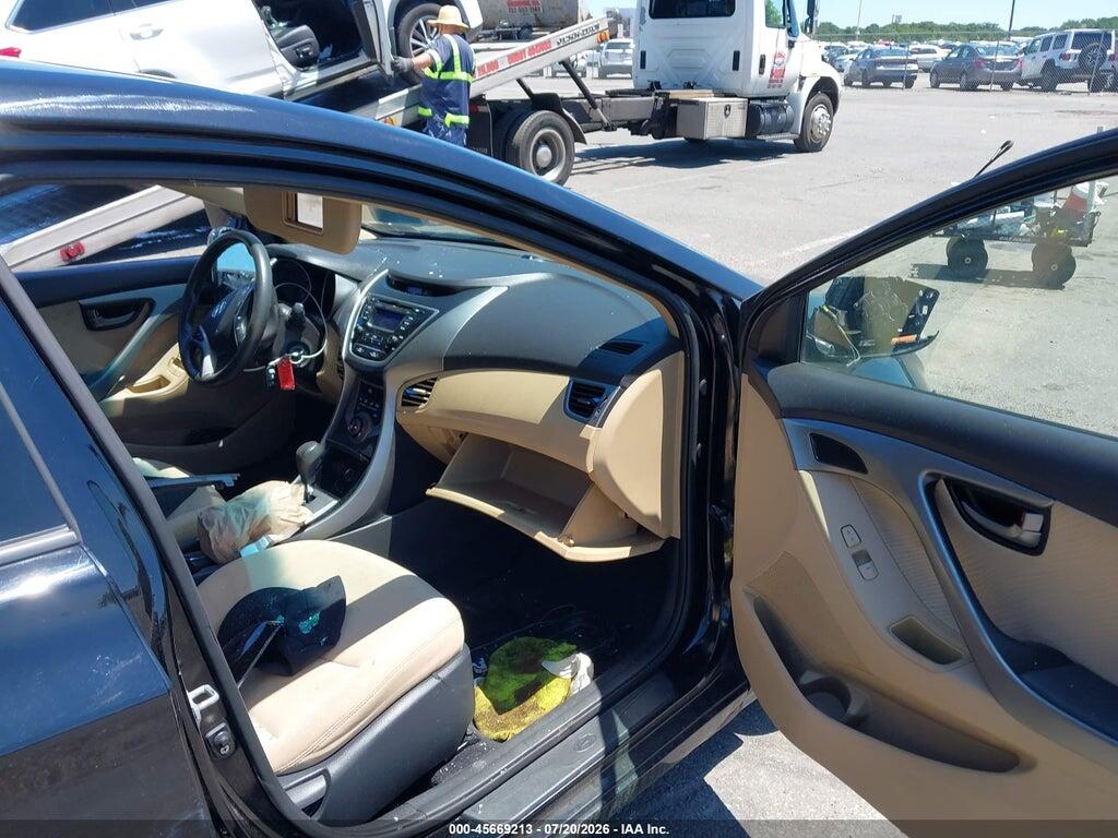 KMHDH4AE7DU829623 2013 HYUNDAI ELANTRA photo no. 5