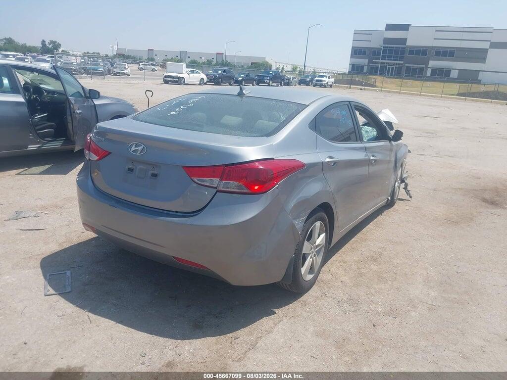KMHDH4AE2DU933369 2013 HYUNDAI ELANTRA photo no. 4