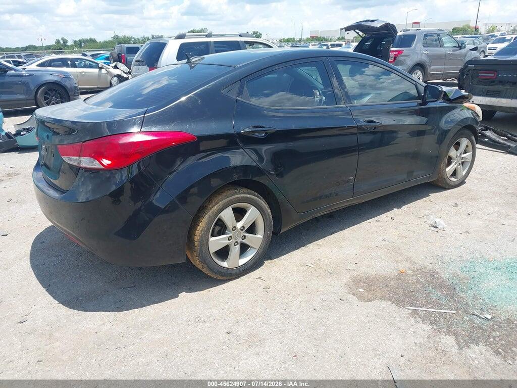 5NPDH4AE2DH291802 2013 HYUNDAI ELANTRA photo no. 4