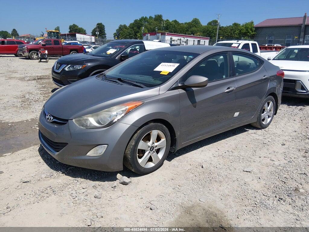 5NPDH4AEXDH301749 2013 HYUNDAI ELANTRA photo no. 2