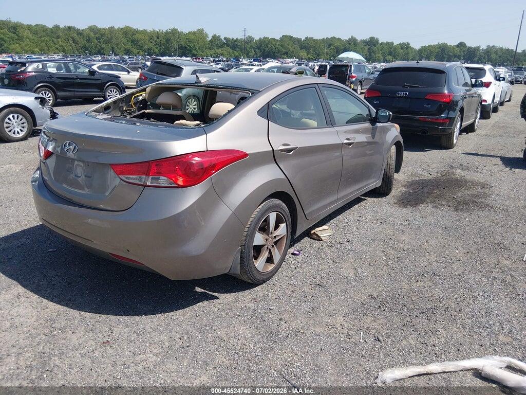 5NPDH4AE4DH277609 2013 HYUNDAI ELANTRA photo no. 4