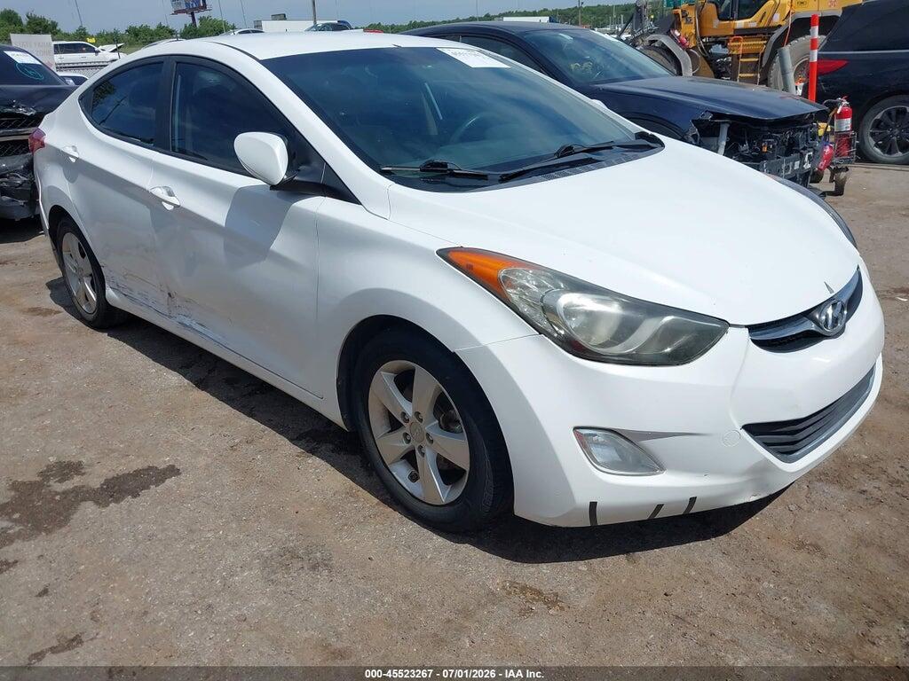 5NPDH4AEXDH290445 2013 HYUNDAI ELANTRA photo no. 1