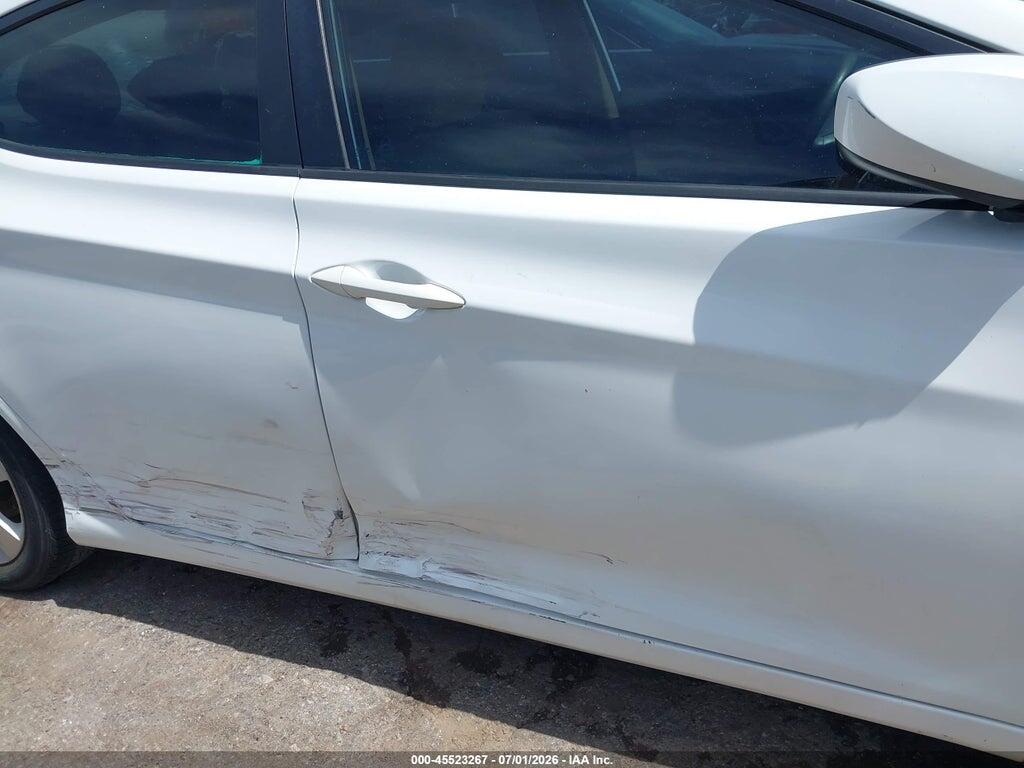 5NPDH4AEXDH290445 2013 HYUNDAI ELANTRA photo no. 6