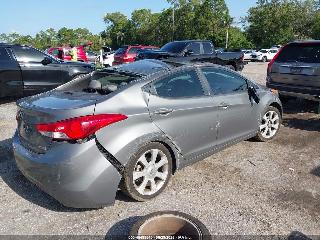 5NPDH4AE7DH338967 2013 HYUNDAI ELANTRA photo no. 4