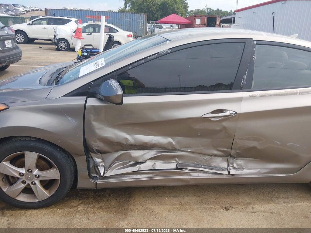 5NPDH4AE6DH437067 2013 HYUNDAI ELANTRA photo no. 6
