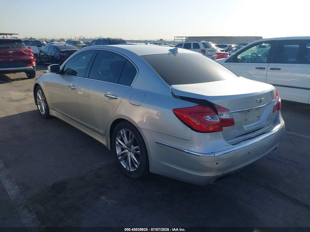 KMHGC4DD2DU242518 2013 HYUNDAI GENESIS photo no. 3