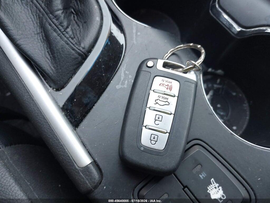 5NPEC4AC5DH686140 2013 HYUNDAI SONATA photo no. 11