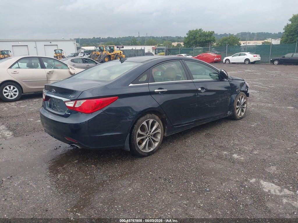 5NPEC4ABXDH646546 2013 HYUNDAI SONATA photo no. 4