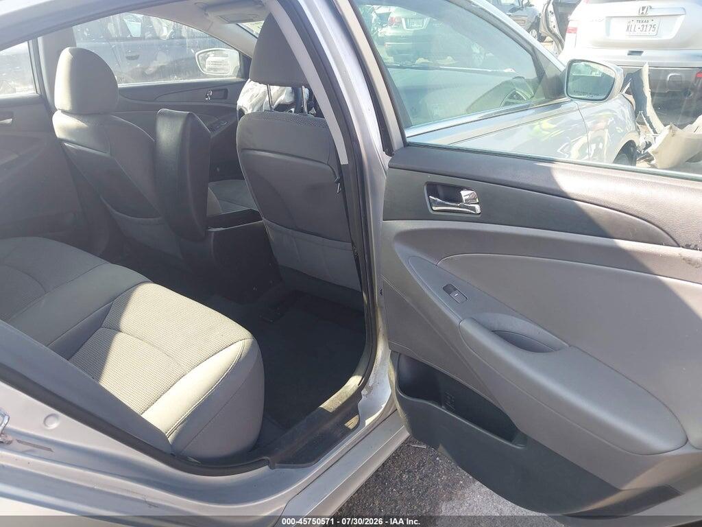 5NPEB4AC4DH631682 2013 HYUNDAI SONATA photo no. 8