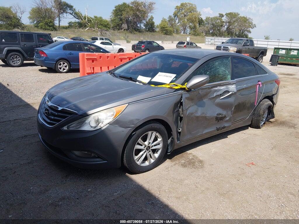 5NPEB4AC7DH607621 2013 HYUNDAI SONATA photo no. 2