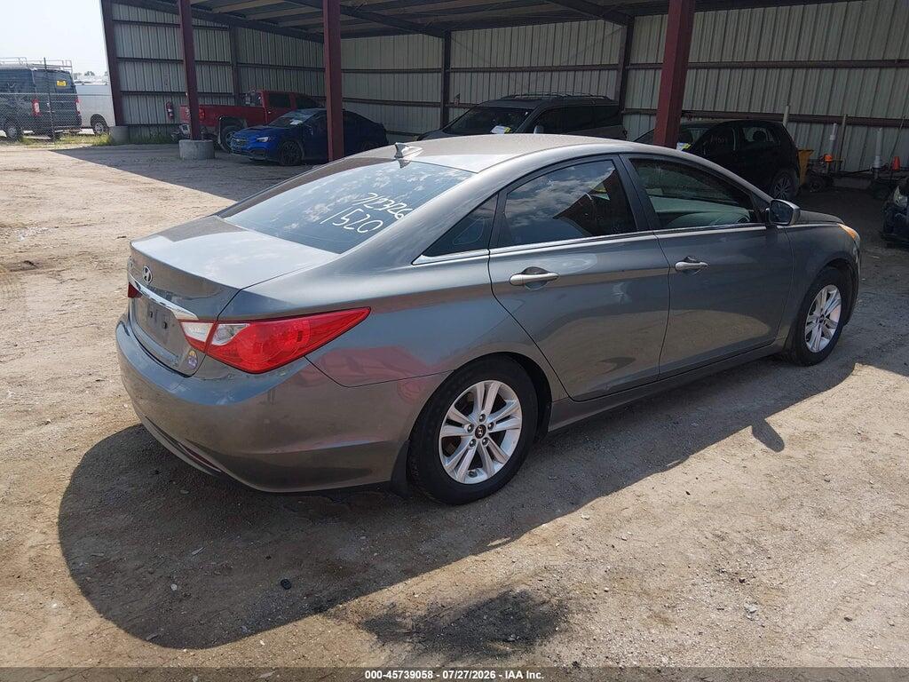 5NPEB4AC7DH607621 2013 HYUNDAI SONATA photo no. 4