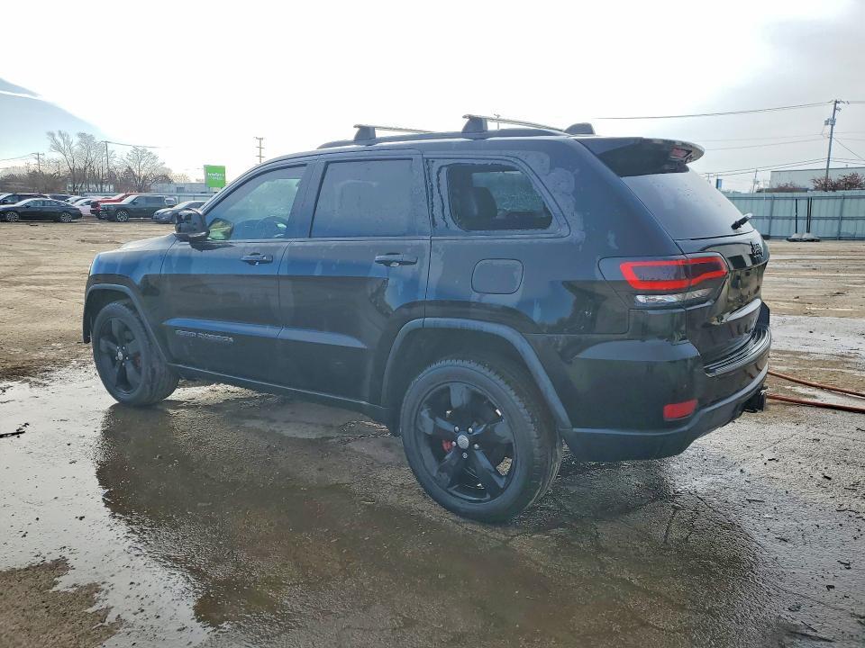 1C4RJFBG7HC699199 2017 JEEP GRAND CHEROKEE photo no. 2