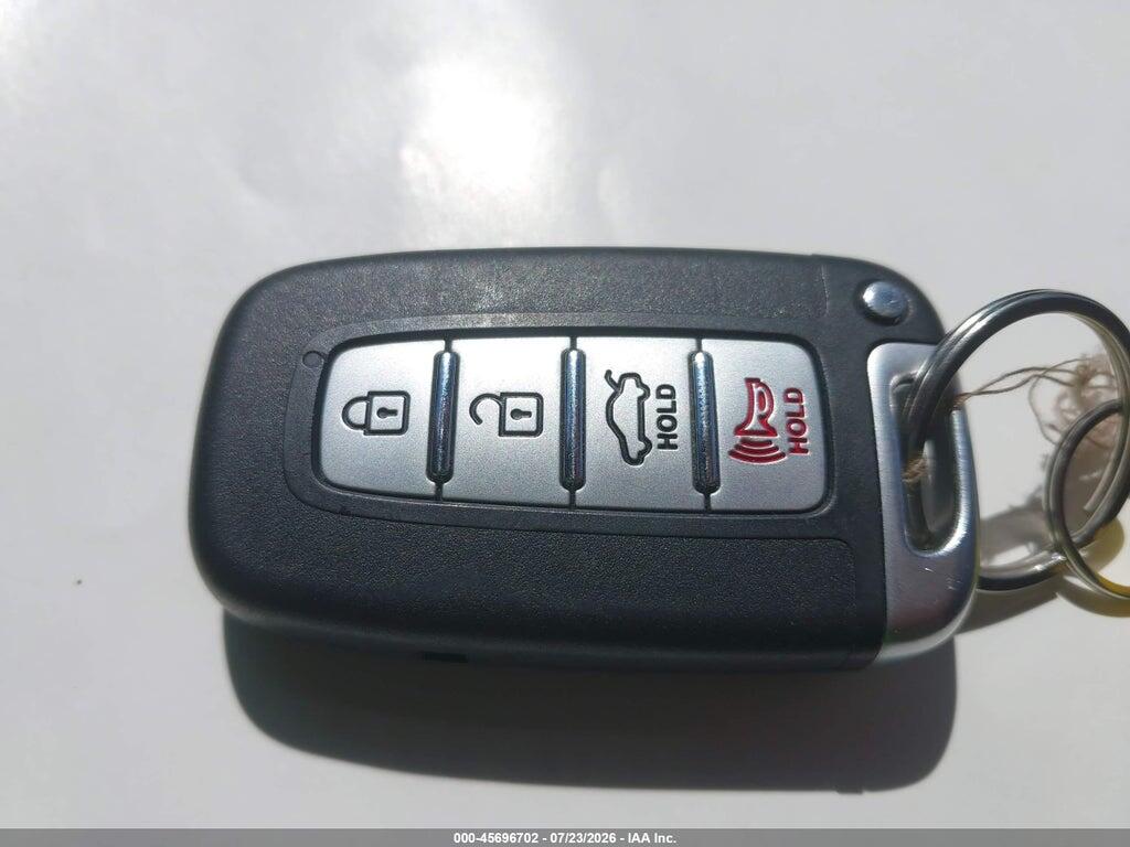 5NPEC4ABXDH581231 2013 HYUNDAI SONATA photo no. 11