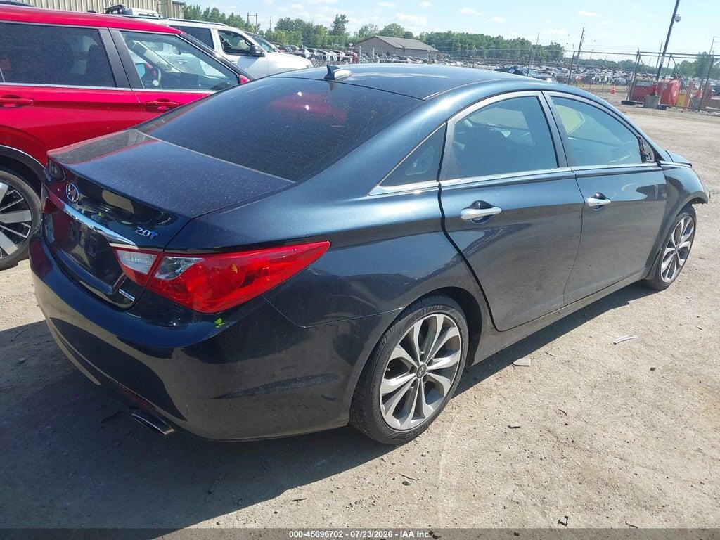 5NPEC4ABXDH581231 2013 HYUNDAI SONATA photo no. 4