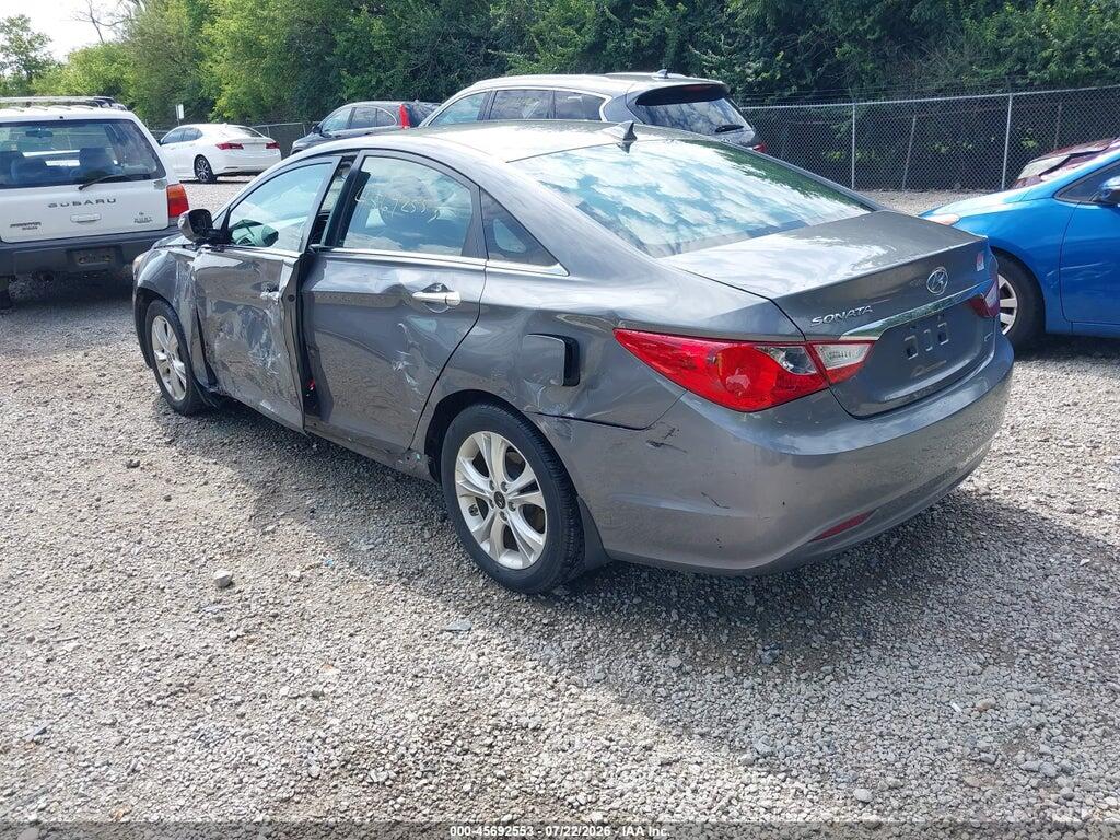 5NPEC4AC4DH628536 2013 HYUNDAI SONATA photo no. 3