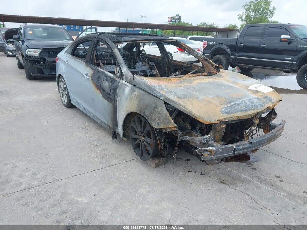 5NPEC4AB8DH582491 2013 HYUNDAI SONATA photo no. 1
