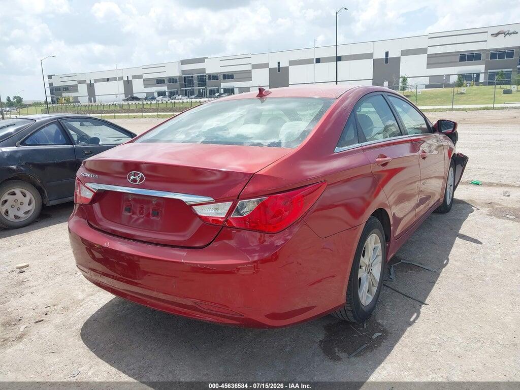 5NPEB4AC4DH744368 2013 HYUNDAI SONATA photo no. 4