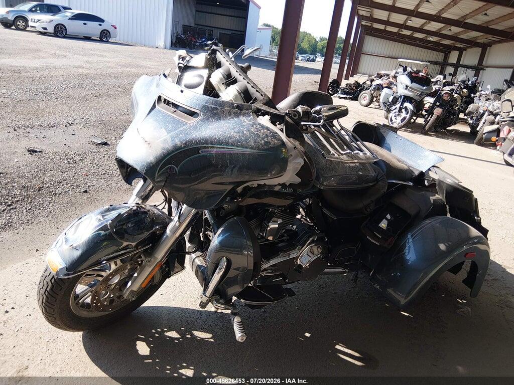 1HD1MAL12FB852137 2015 HARLEY-DAVIDSON FLHTCUTG photo no. 2