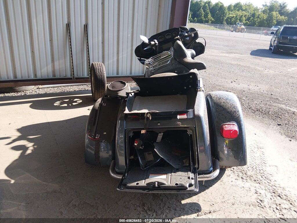 1HD1MAL12FB852137 2015 HARLEY-DAVIDSON FLHTCUTG photo no. 6