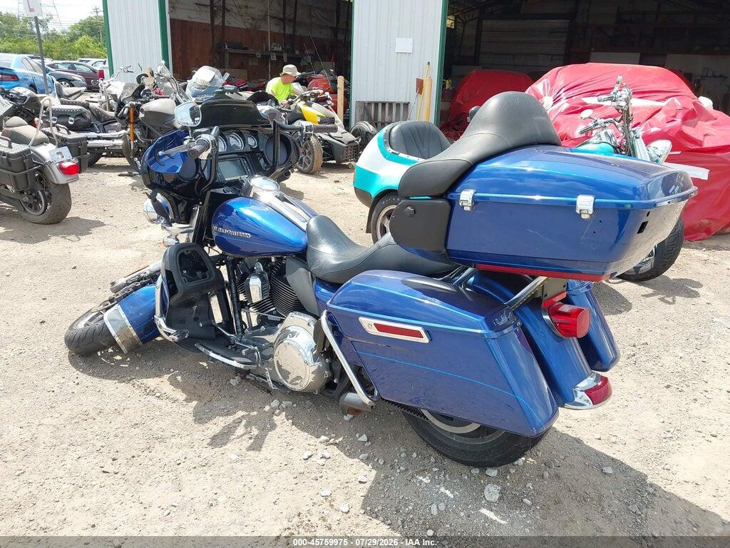 1HD1KKL18FB661107 2015 HARLEY-DAVIDSON FLHTKL photo no. 3