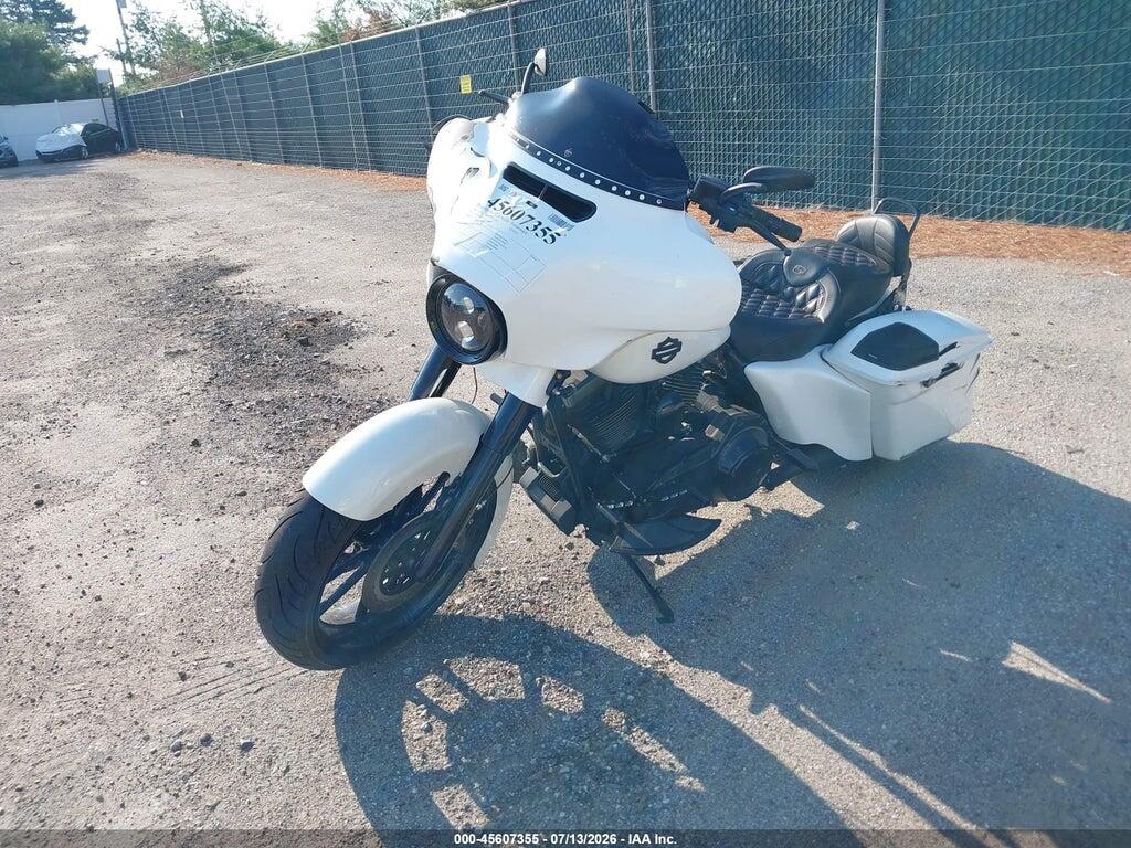 1HD1KRM18FB649529 2015 HARLEY-DAVIDSON FLHXS photo no. 2