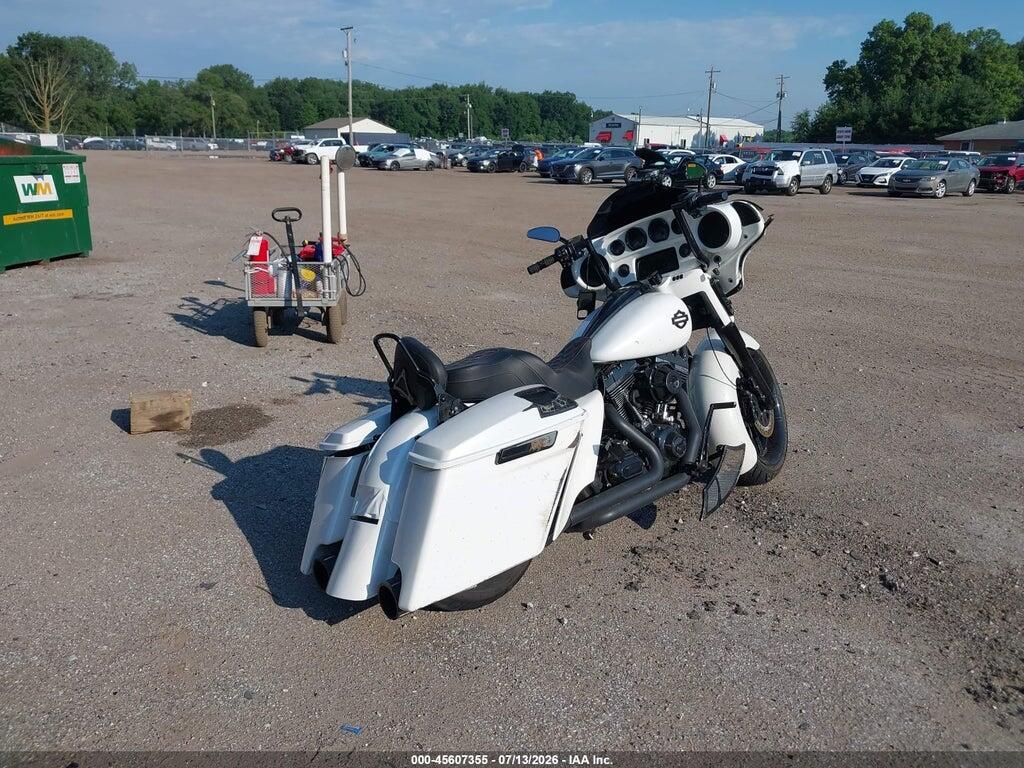 1HD1KRM18FB649529 2015 HARLEY-DAVIDSON FLHXS photo no. 4