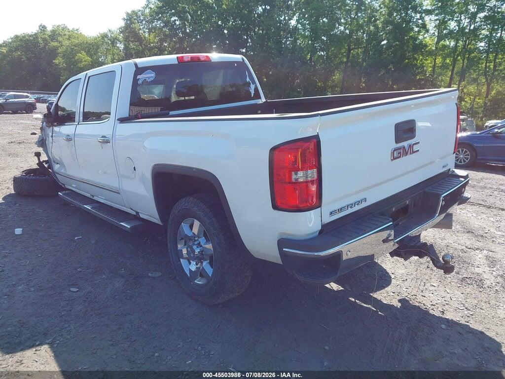 1GT12TEY3JF255318 2018 GMC SIERRA 2500HD photo no. 3