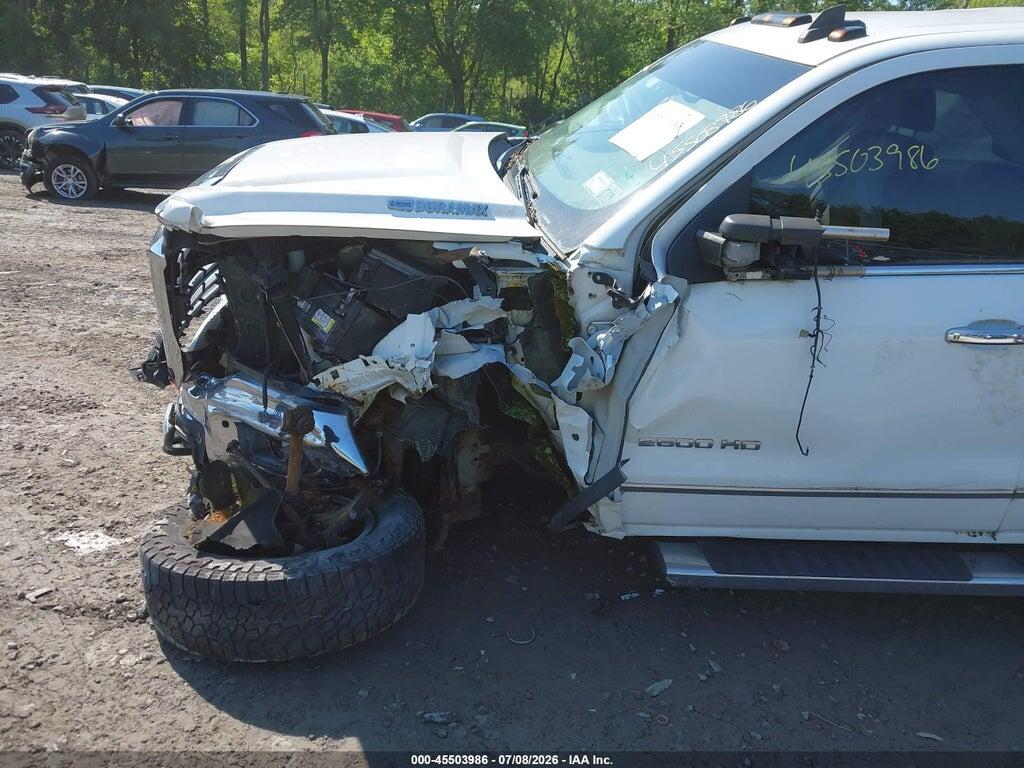 1GT12TEY3JF255318 2018 GMC SIERRA 2500HD photo no. 6