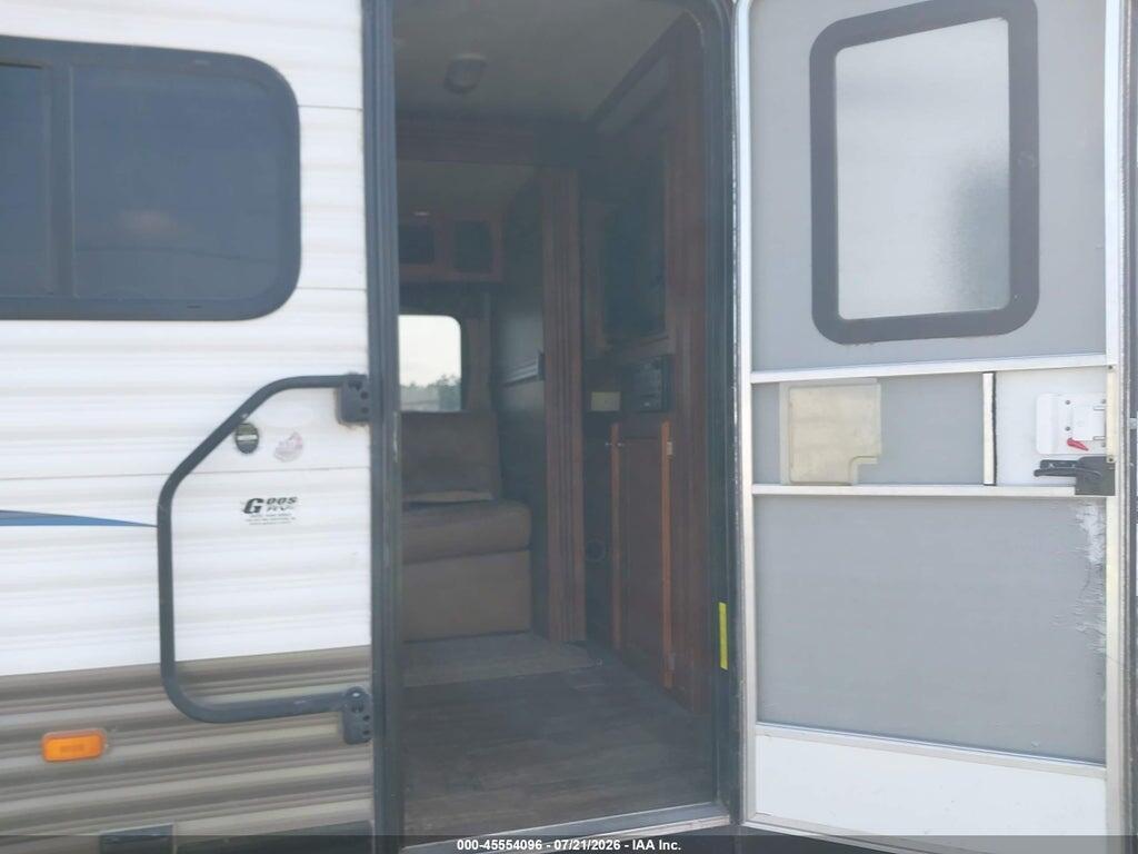 5SFEB3322FE291303 2015 HEARTLAND RV OTHER photo no. 5