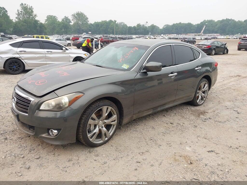 JN1AY1AR4DM590186 2013 INFINITI M56X photo no. 2