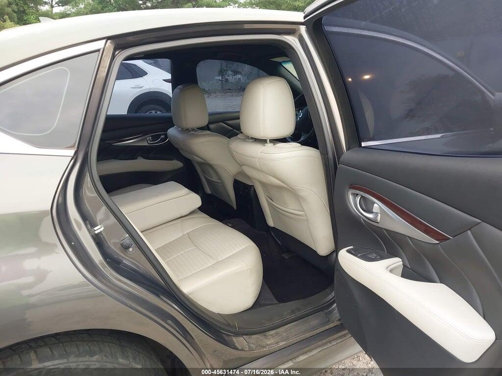 JN1AY1AR4DM590186 2013 INFINITI M56X photo no. 8