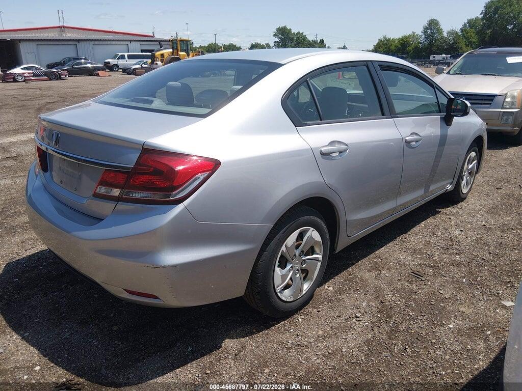 19XFB2F57FE056178 2015 HONDA CIVIC photo no. 4