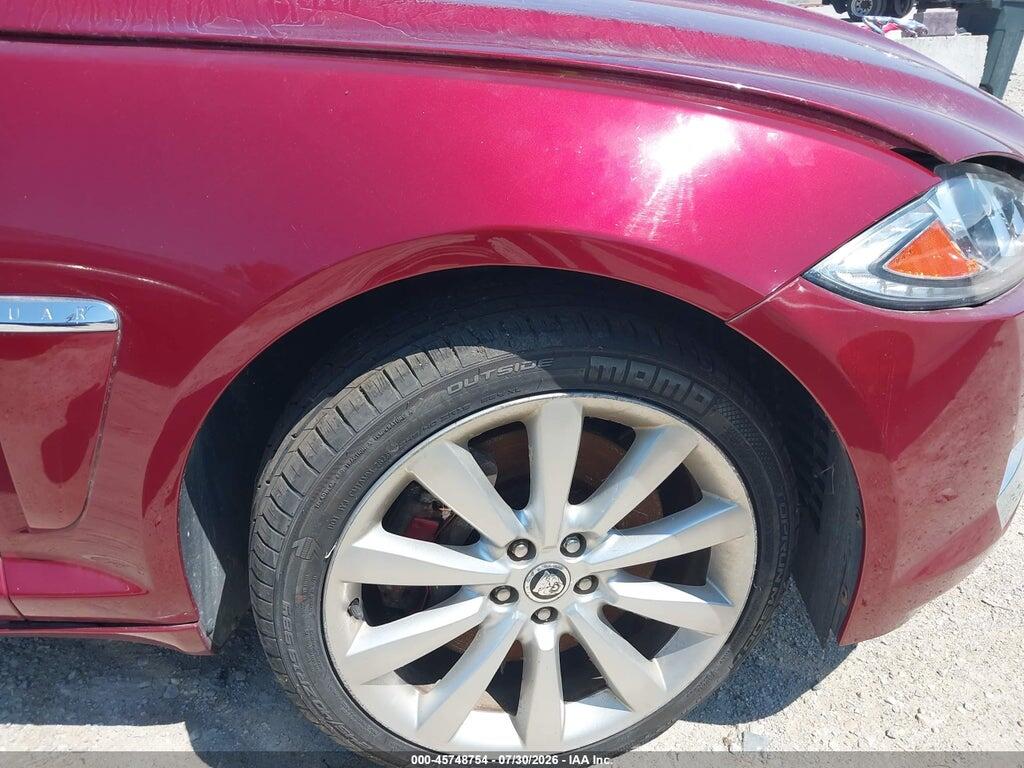 SAJWJ0EF4D8S83838 2013 JAGUAR XF photo no. 6