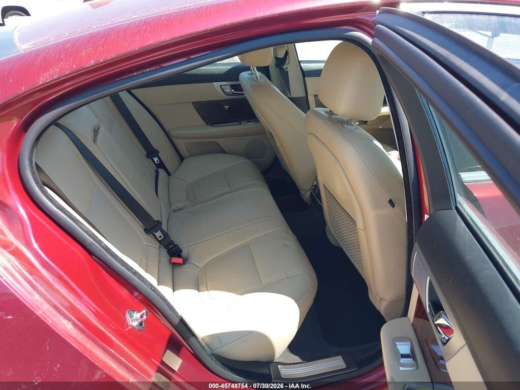 SAJWJ0EF4D8S83838 2013 JAGUAR XF photo no. 8