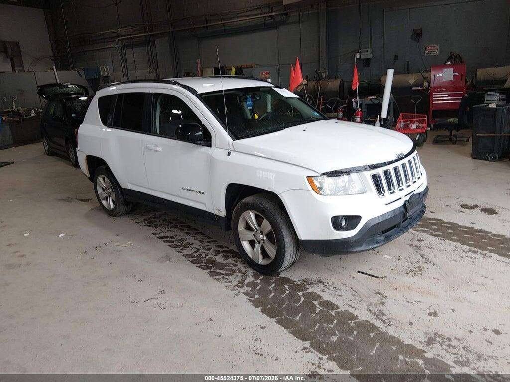 1C4NJDBB4DD275099 2013 JEEP COMPASS photo no. 1